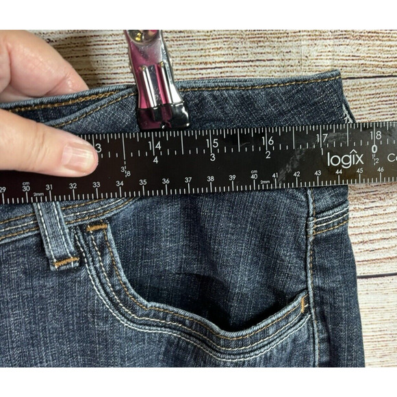 Riders By Lee Jeans Women's Size 14P Blue Cotton Blend Flared 26 1/2 inseam - Picture 7 of 11